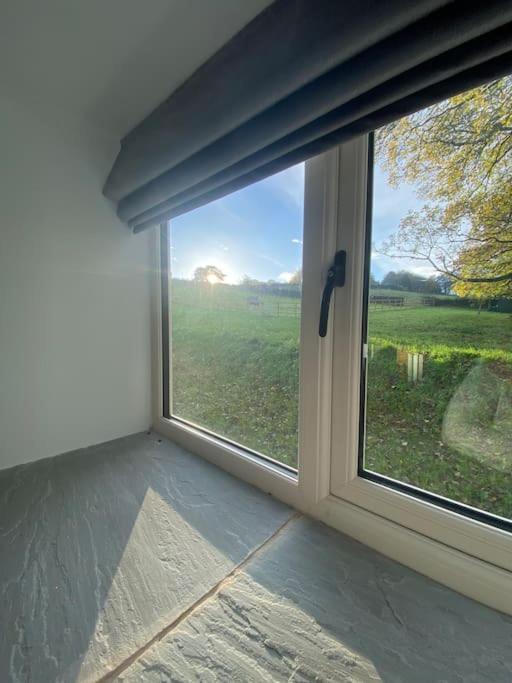 Вилла Luxury Detached Peak District Stone Barn - Dog Friendly Hazelwood Экстерьер фото