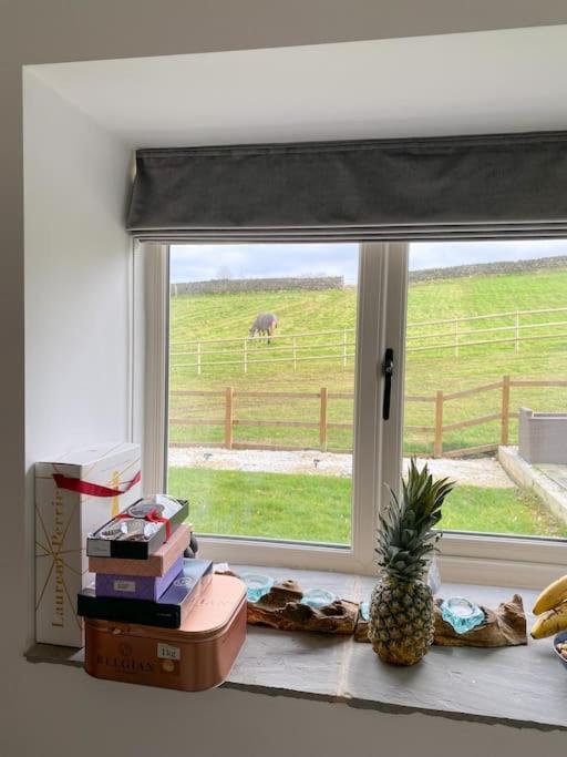 Вилла Luxury Detached Peak District Stone Barn - Dog Friendly Hazelwood Экстерьер фото